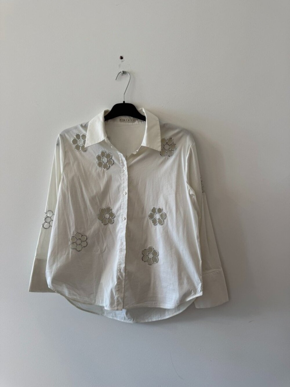 Alice + Olivia Embellished White Button Down Size Medium